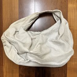 Justified Hunt Real Python Skin White Hobo