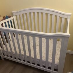 Baby Crib Great Condition 