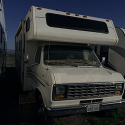 RV 1989 FORD Project For Remodeling, Need Tow!