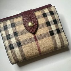 Burberry Women’s Wallet