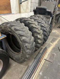 Gradall Tires