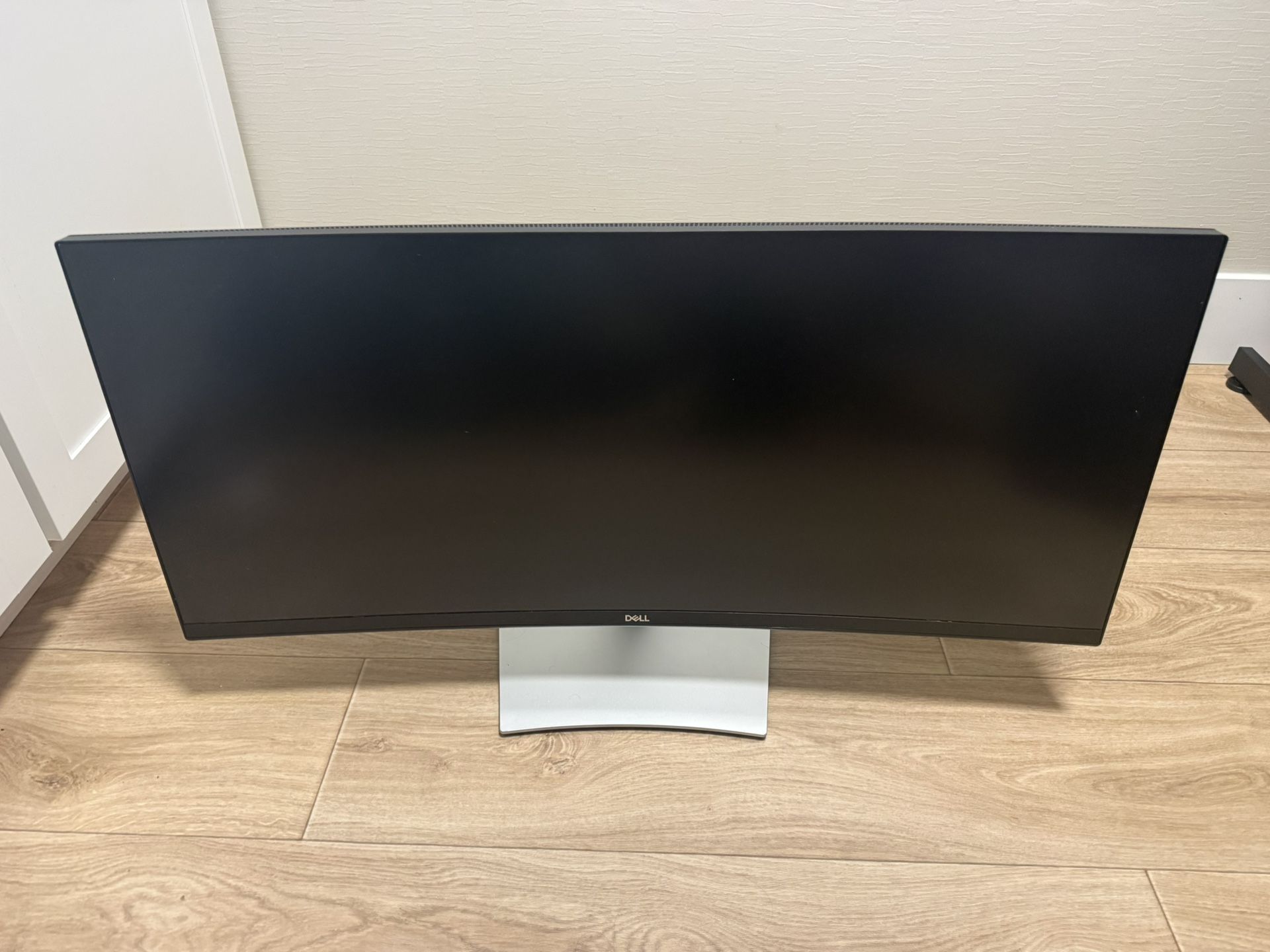 Dell P3421W 34” Ultrawide Curved Monitor – USB-C, 3440×1440, IPS