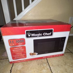 Magic Chef high watt microwave 