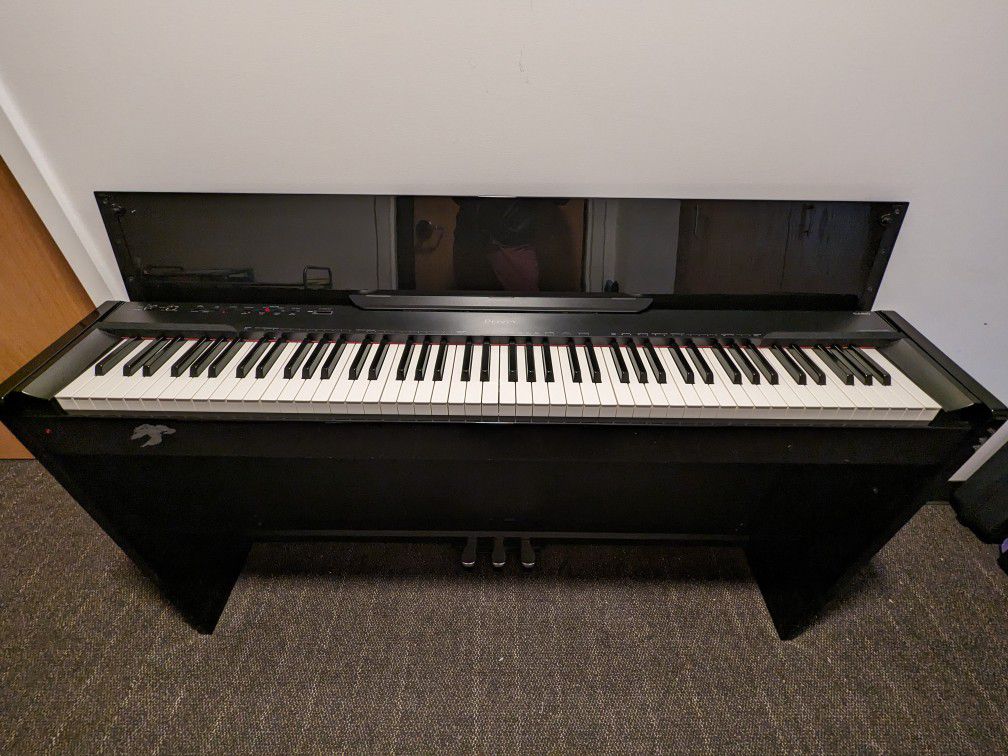 Skrive ud Torden kunstner Casio Privia PX-830 Piano for Sale in San Diego, CA - OfferUp