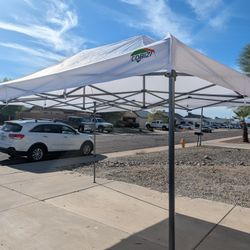 15 X 10 Pop Up Canopy With Full Sidewalls