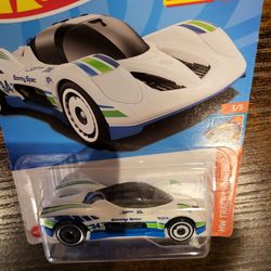 🏎️ Hot Wheels 2023 HW Track Champs — Group C Fantasy (#89/250, 3/5) 🏎️