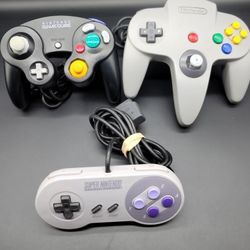 Super Nintendo, N64 & Gamecube Controller Lot Bundle ( AS IS ) UNTESTED 