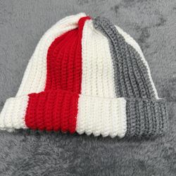 Red and grey crochet winter beanie!  #winteraccessories