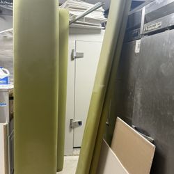 2/8ft Bench Brand New Hardly Used 