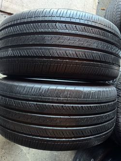 Pair of 235 40 19 Goodyear Eagle touring tires
