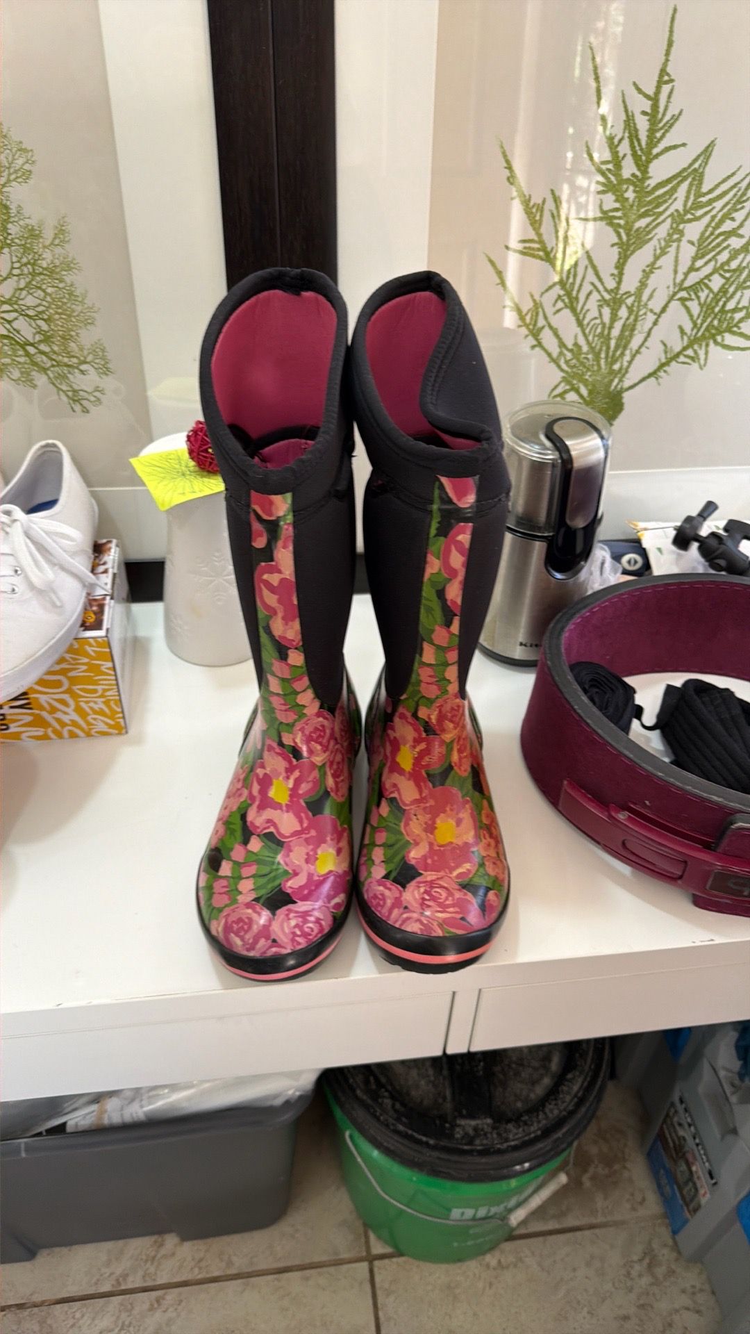 Rain boot