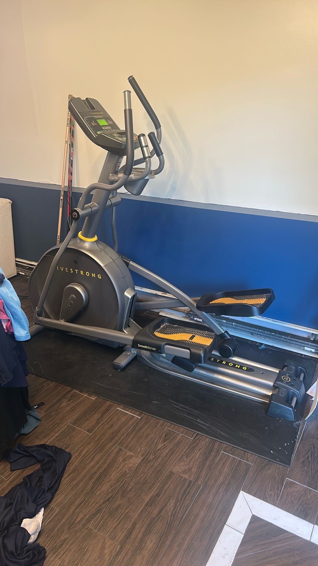 Live strong elliptical machine