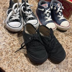 Kids Shoes (3) - Size 7 (Converse, Vans)