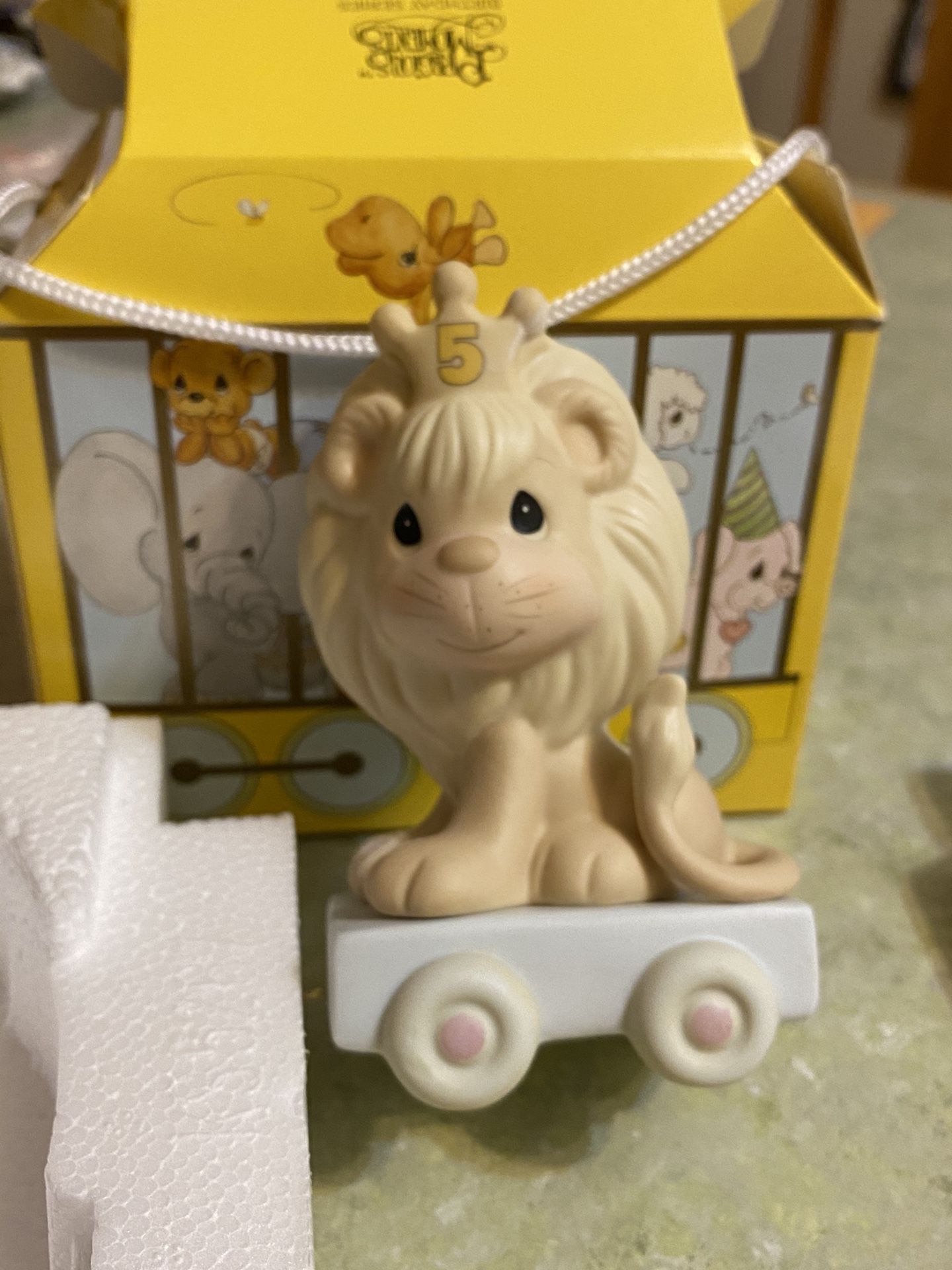 New Precious Moments Birthday series No. 5 Train Lion Figurine #15989 Enesco