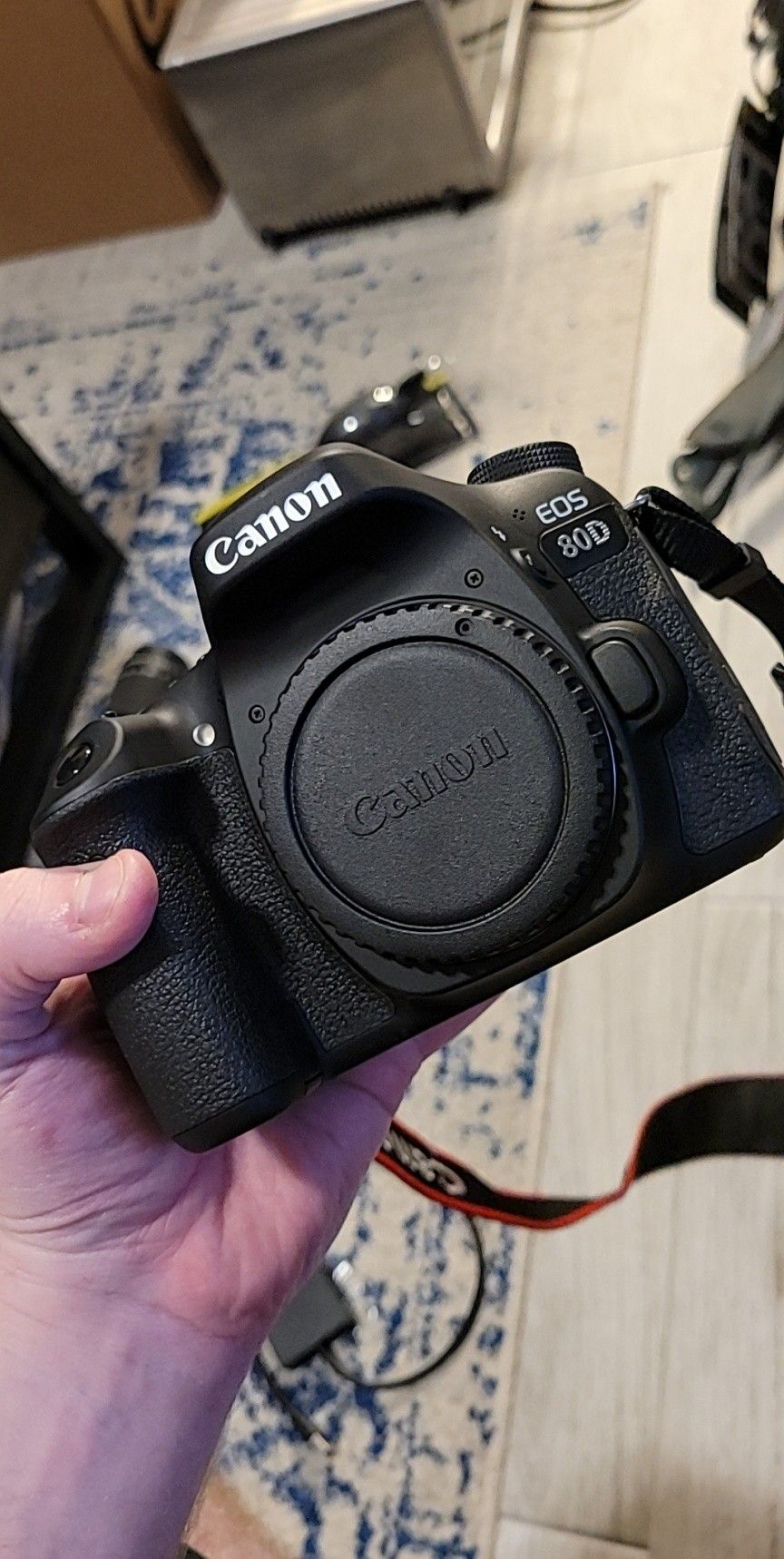 Canon 80D DSLR Camera Kit