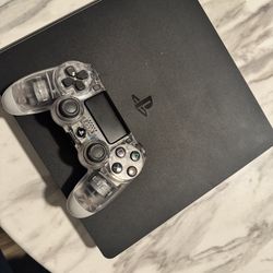 PlayStation 4 Slim