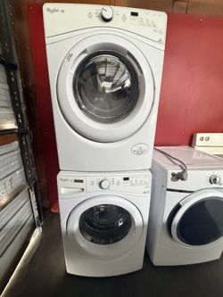 Whirlpool Washer And Dryer Set Large Capacity Staked 