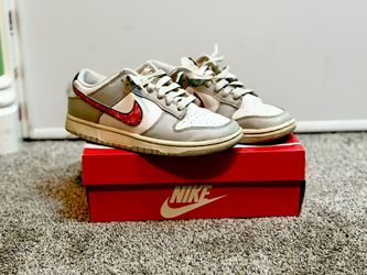 Nike Dunk Lotteries (Usually go for $220)