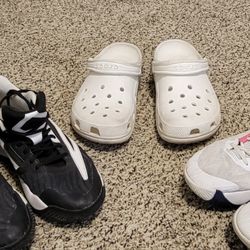 Mens Crocks & 2 Pair Of Giannis Basketball Shoes