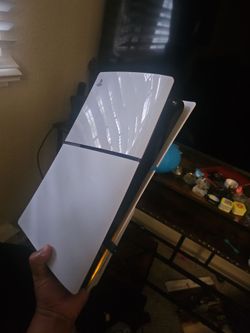PS5 1tb - with disc drive -obo need to sell fast