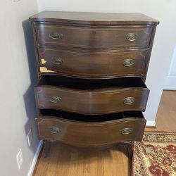 Antique Chest Of Drawers 