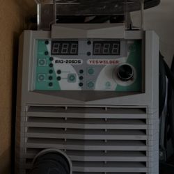 YesWelder Mig 205-ds