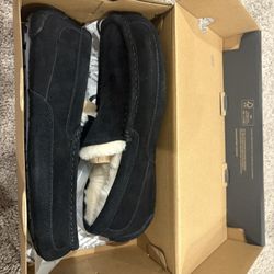 Black Ugg Men’s Slippers 