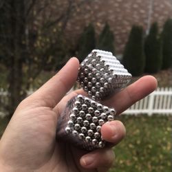 2 * Magnetic Ball 215pcs 5mm cube