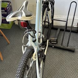 26 In Women’s Bike