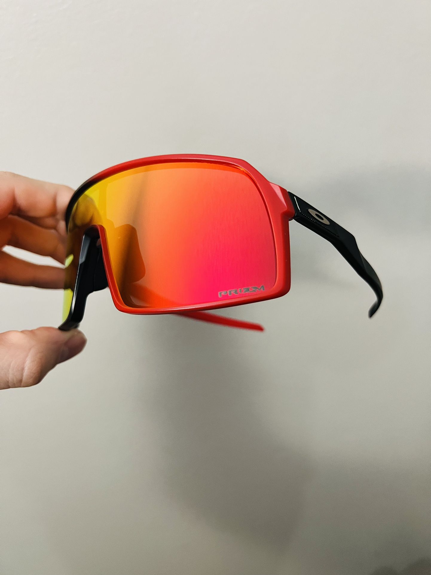 NEW Polarized PRIZM Oakley SUTRO Sport Glasses Baseball Softball Golf Cycling Bikes & Cycling