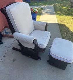 Carter’s Baby Nursery Relax Rocker Rocking Chair  & Ottoman Set Beige