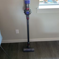 Dyson Vacuum 