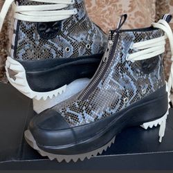 Converse Run Star Hike Hi Snake Shoes
