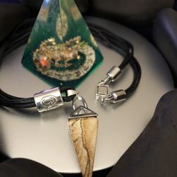 Pendulum Necklace