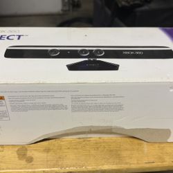Xbox 360 Kinect Sensor 