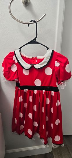 Used adorable Minnie red polka dot dress. Size 4/5