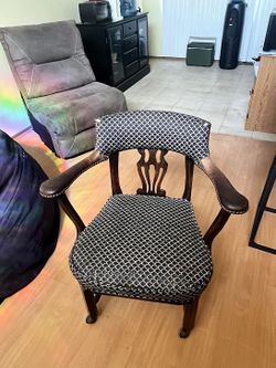 Vintage Chippendale Corner Chair - $30