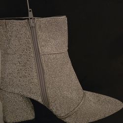 Sparkle BOOTS SIZE 10