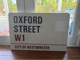 Oxford Street Sign