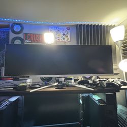 Sceptre Nebula 44” Gaming Monitor (streaming/video/photo Editing) 