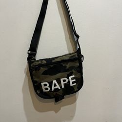 Bape Camo Shoulder Bag 2020 for Sale in Brooklyn, NY - OfferUp