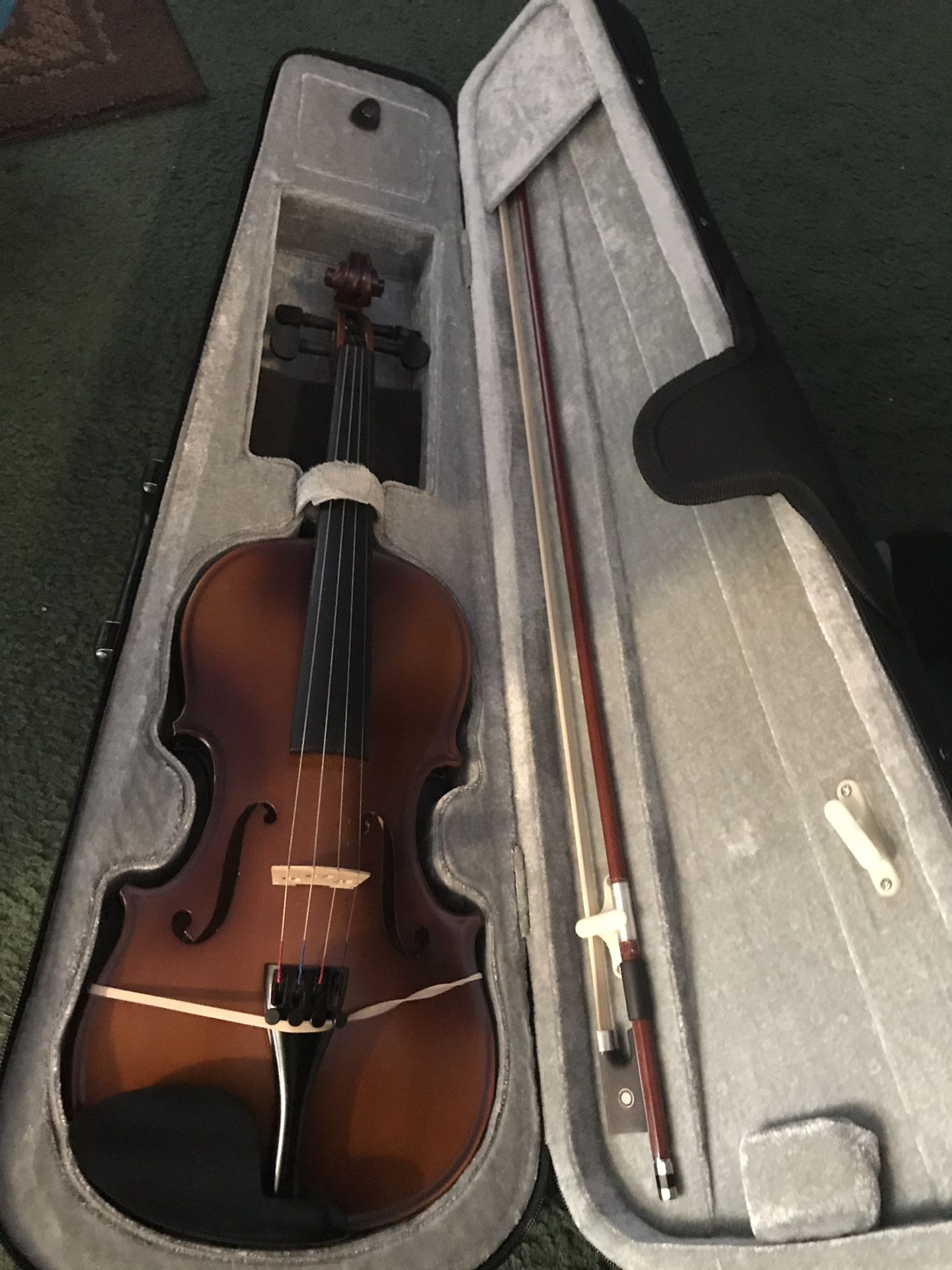 Violin size is 22” (3/4 according to chart)
