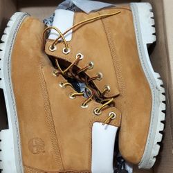 Timberland Boots Size 4.5 Juniors