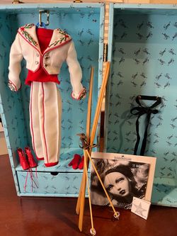 "St. Moritz" Gene Doll Clothes and Accessories