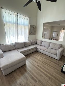 Sectional couch