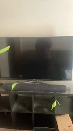 2 tvs one Samsung and one sceptre tv needs to be gone today! 80 dollars each