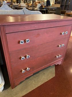 Light Red Vintage Porcelain Butterfly Knob Dresser for Sale in Auburn, WA -  OfferUp