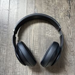 Beats Studio Pro - Black