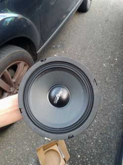 Skar speakers
