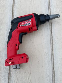 MILWAUKEE DRYWALL GUN